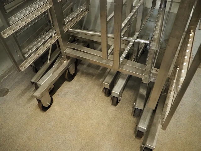 Nn smoke trolleys - afbeelding 4 van  4