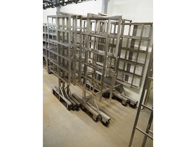 Nn smoke trolleys - afbeelding 2 van  5