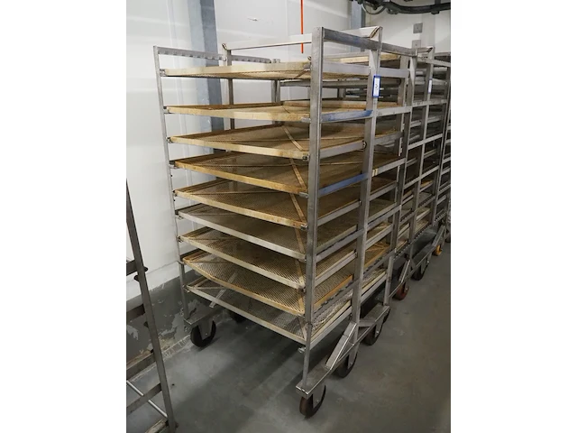 Nn smoke trolleys - afbeelding 3 van  6