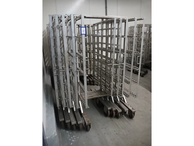 Nn smoke trolleys - afbeelding 2 van  5