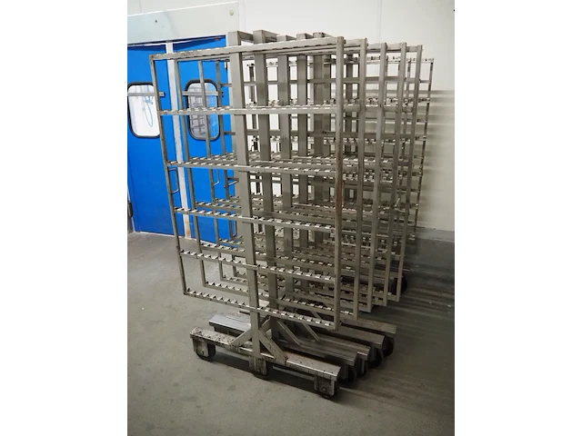 Nn smoke trolleys - afbeelding 3 van  5
