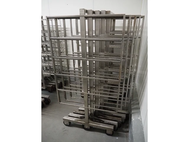 Nn smoke trolleys - afbeelding 3 van  5