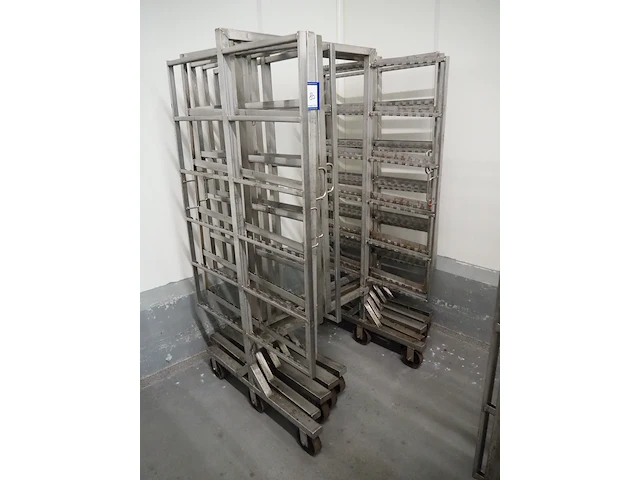 Nn smoke trolleys - afbeelding 1 van  10