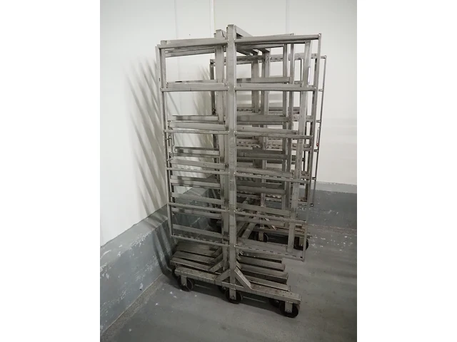 Nn smoke trolleys - afbeelding 3 van  10