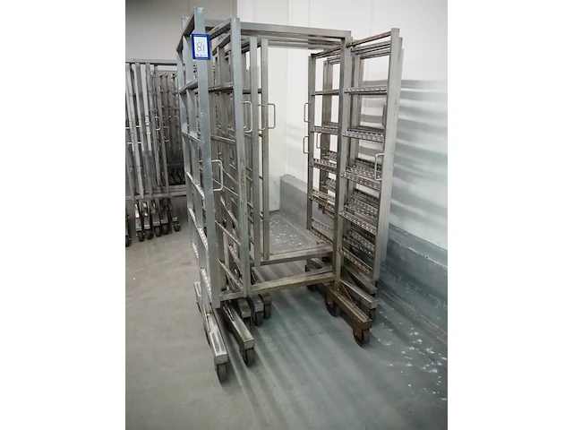 Nn smoke trolleys - afbeelding 2 van  5