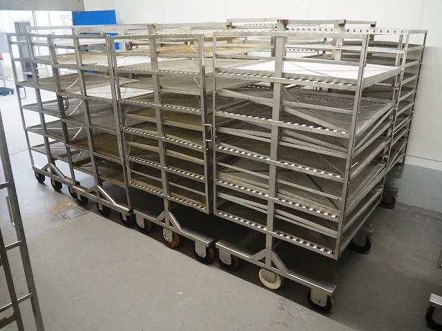 Nn smoke trolleys - afbeelding 2 van  7