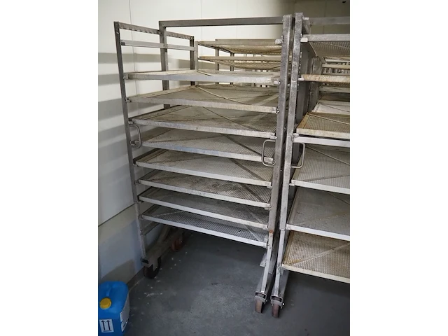 Nn smoke trolleys - afbeelding 4 van  7