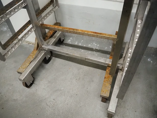 Nn smoke trolleys - afbeelding 4 van  4