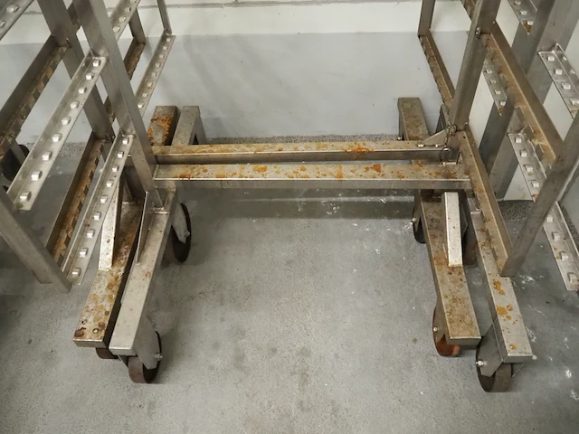 Nn smoke trolleys - afbeelding 4 van  4