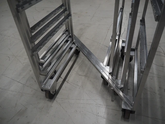 Nn smoke trolleys - afbeelding 5 van  6