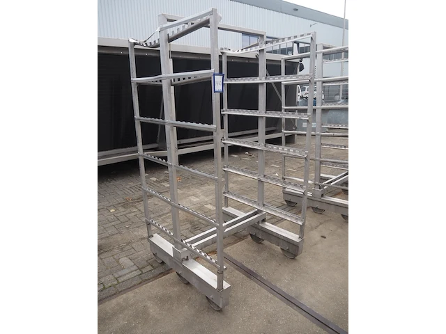 Nn smoke trolleys - afbeelding 6 van  7