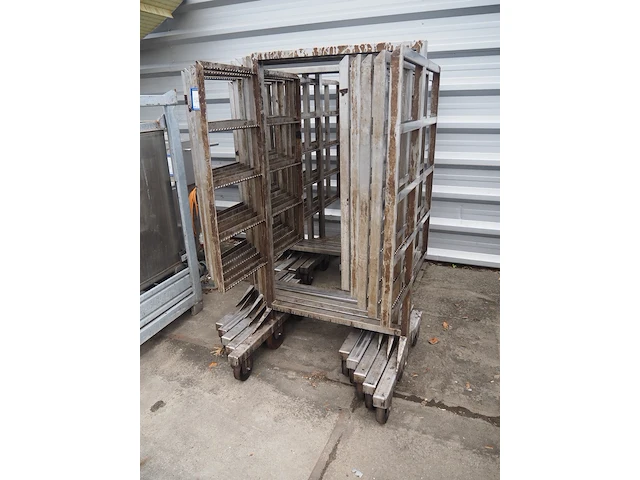 Nn smoke trolleys - afbeelding 2 van  6