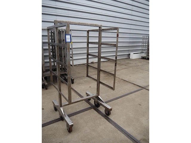 Nn smoke trolleys - afbeelding 4 van  6