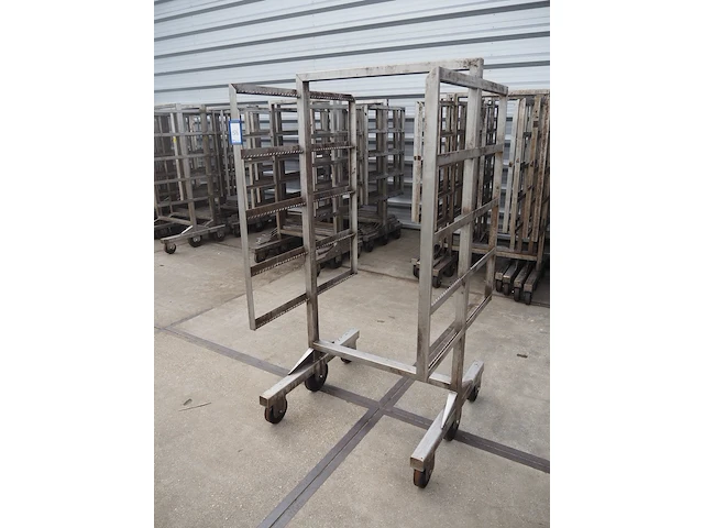 Nn smoke trolleys - afbeelding 6 van  7
