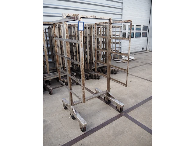 Nn smoke trolleys - afbeelding 4 van  6