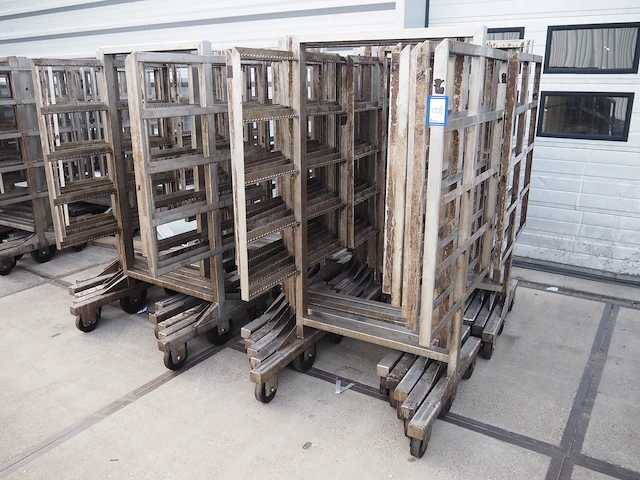 Nn smoke trolleys - afbeelding 1 van  5