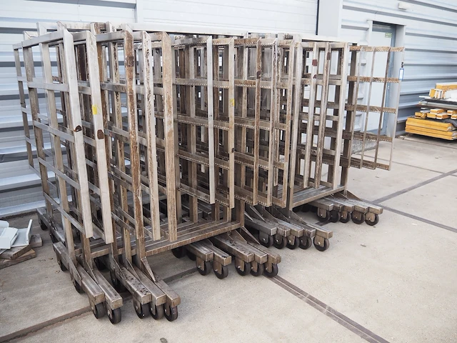 Nn smoke trolleys - afbeelding 2 van  5