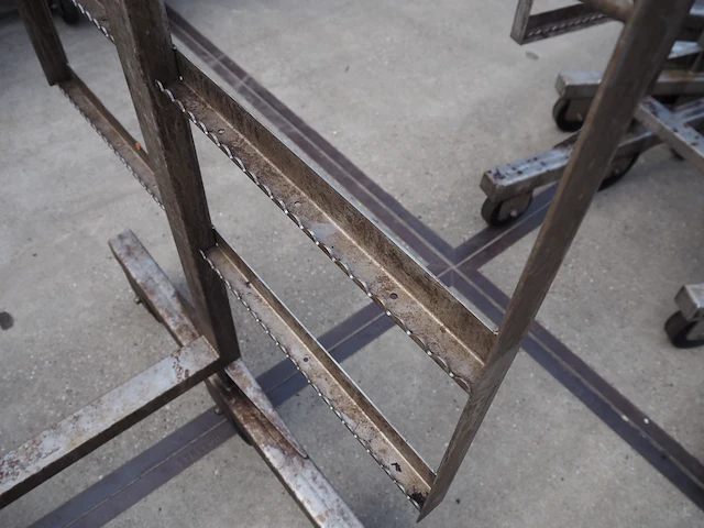Nn smoke trolleys - afbeelding 4 van  5