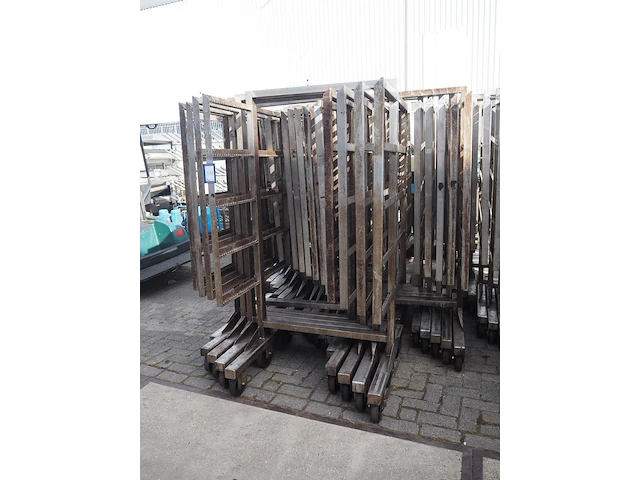 Nn smoke trolleys - afbeelding 2 van  6