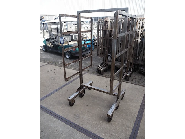 Nn smoke trolleys - afbeelding 3 van  6