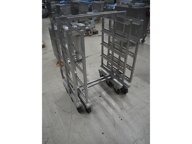 Nn smoke trolleys - afbeelding 4 van  6