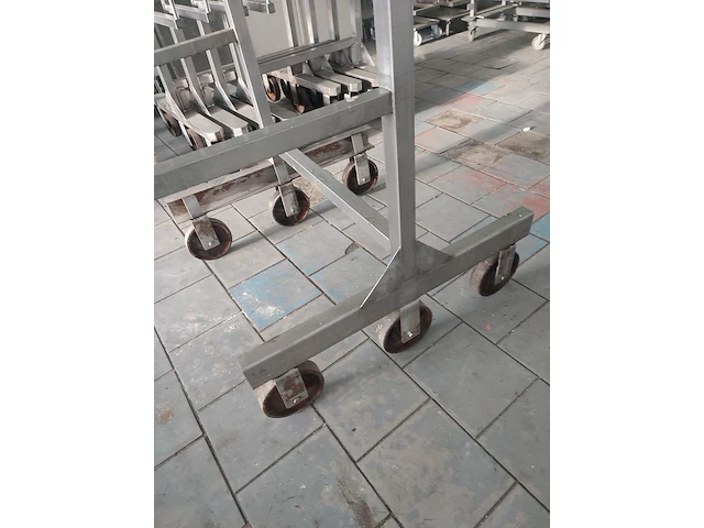Nn smoke trolleys - afbeelding 9 van  9
