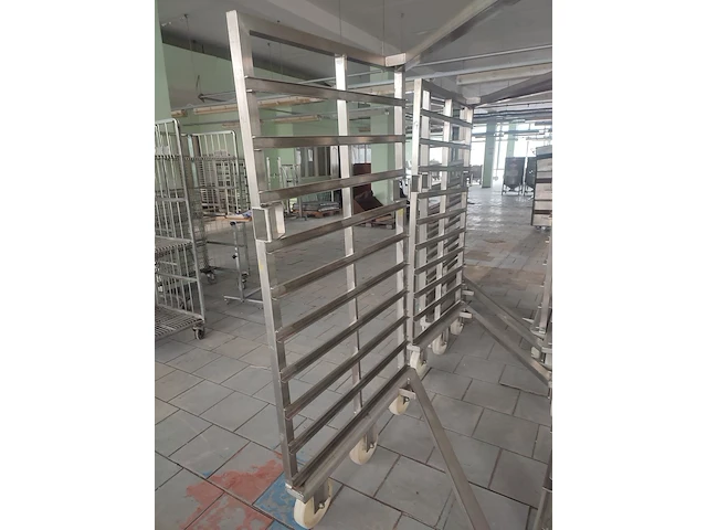 Nn smoke trolleys - afbeelding 6 van  8