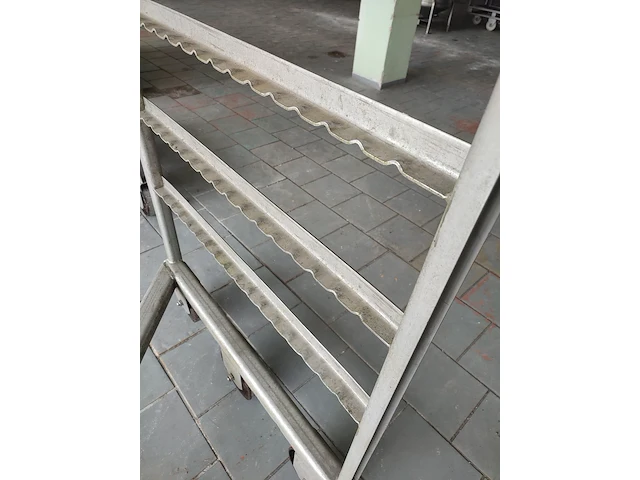 Nn smoke trolleys - afbeelding 5 van  7