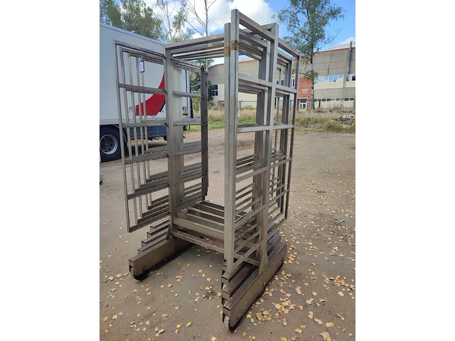 Nn smoke trolleys - afbeelding 2 van  6