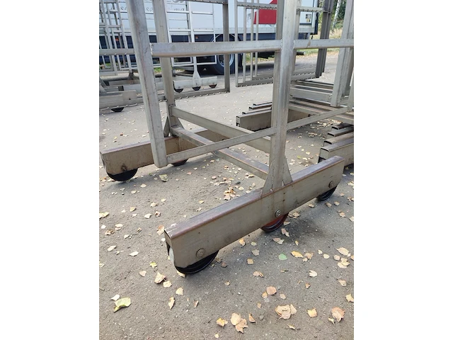 Nn smoke trolleys - afbeelding 6 van  6