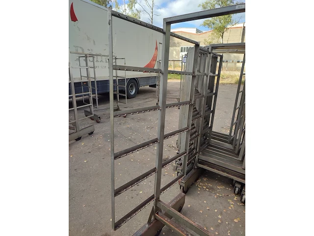 Nn smoke trolleys - afbeelding 6 van  8