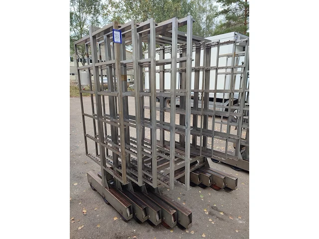 Nn smoke trolleys - afbeelding 1 van  7