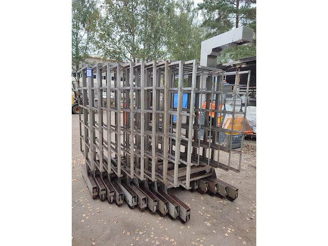 Nn smoke trolleys - afbeelding 1 van  7