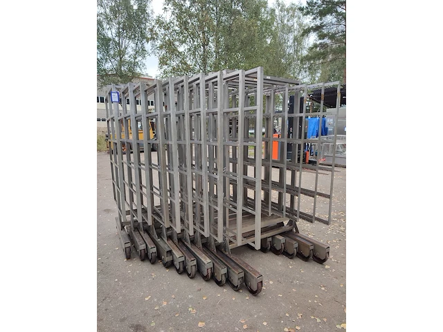 Nn smoke trolleys - afbeelding 1 van  7