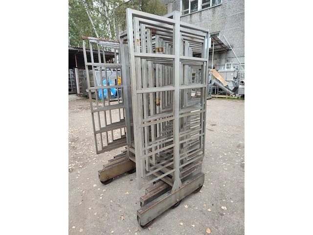Nn smoke trolleys - afbeelding 4 van  7