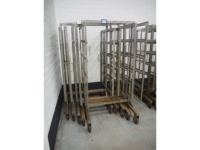 Nn smoke trolleys - afbeelding 2 van  5