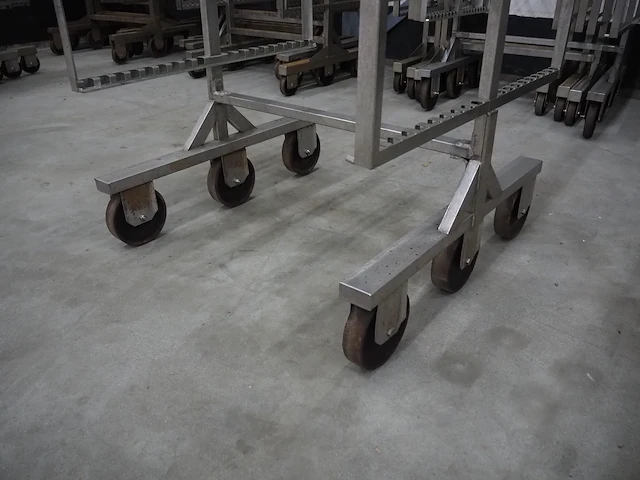 Nn smoke trolleys - afbeelding 5 van  5