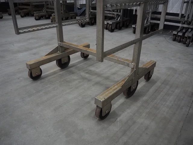 Nn smoke trolleys - afbeelding 5 van  5
