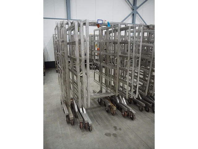 Nn smoke trolleys - afbeelding 1 van  5