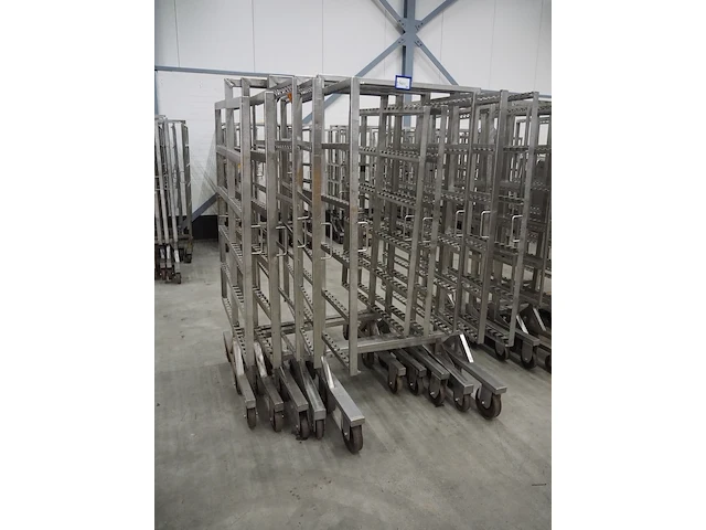 Nn smoke trolleys - afbeelding 1 van  5