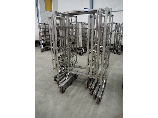 Nn smoke trolleys - afbeelding 2 van  5