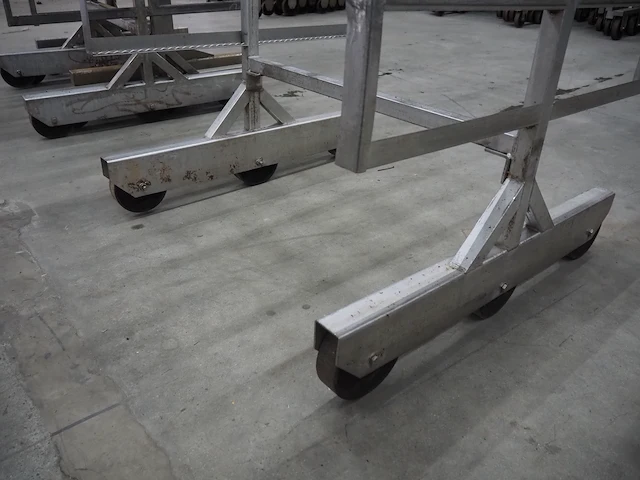 Nn smoke trolleys - afbeelding 5 van  5