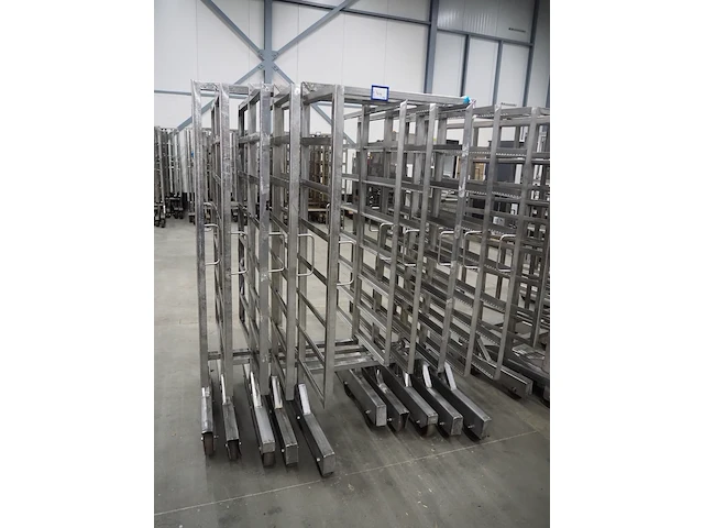 Nn smoke trolleys - afbeelding 2 van  5