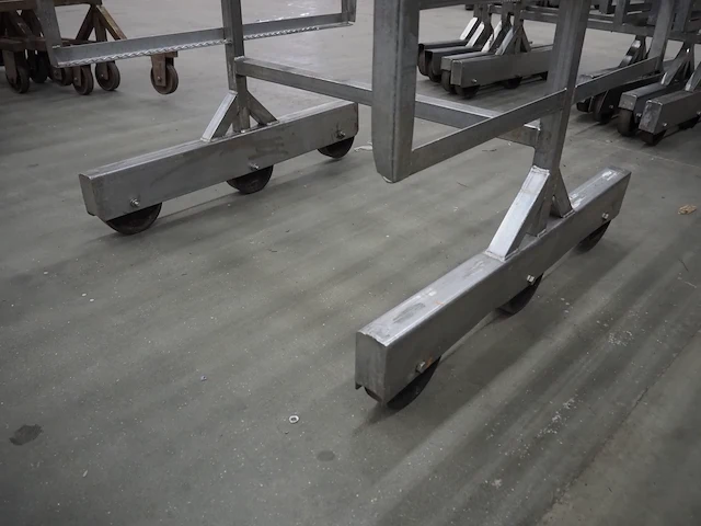 Nn smoke trolleys - afbeelding 5 van  5