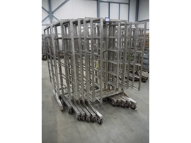 Nn smoke trolleys - afbeelding 2 van  5