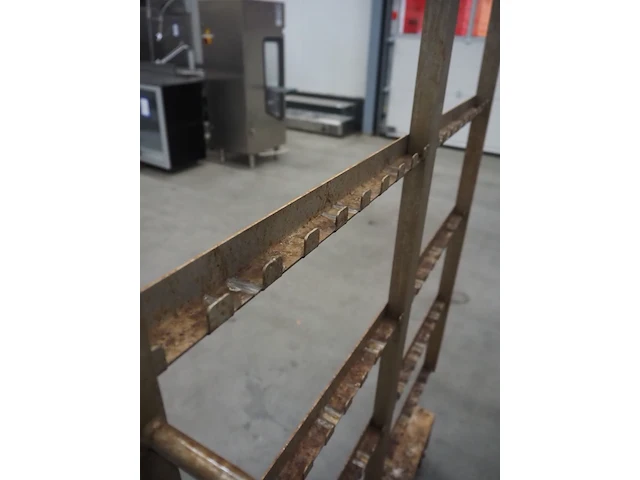Nn smoke trolleys - afbeelding 3 van  4