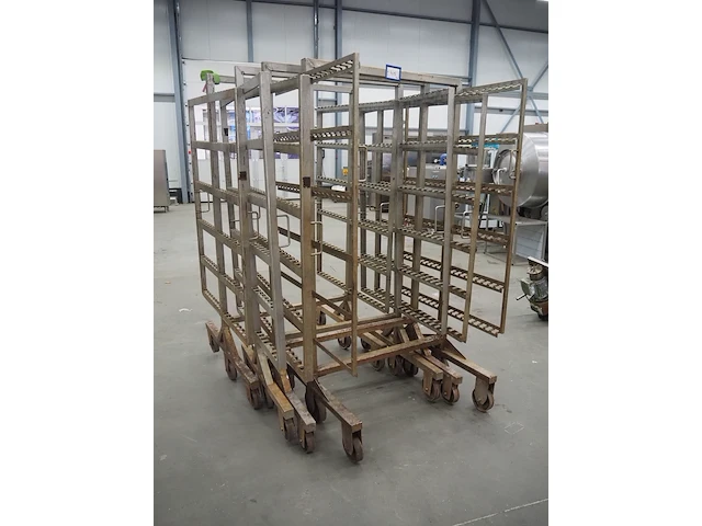 Nn smoke trolleys - afbeelding 2 van  5