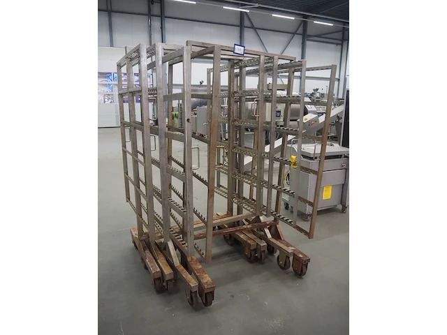 Nn smoke trolleys - afbeelding 2 van  5