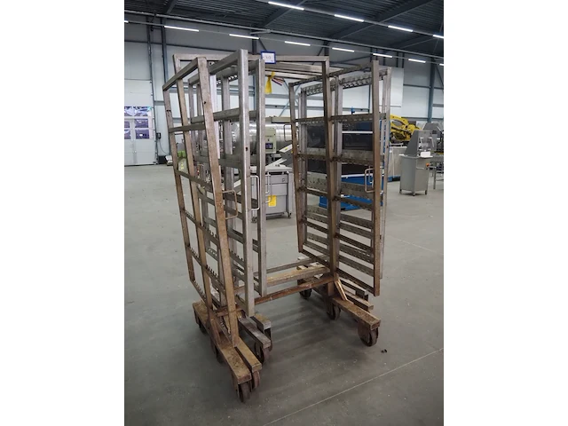 Nn smoke trolleys - afbeelding 2 van  5