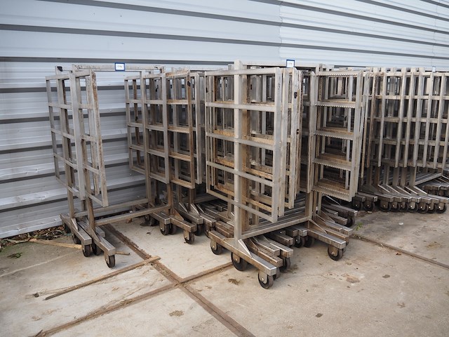 Nn smoke trolleys - afbeelding 1 van  5